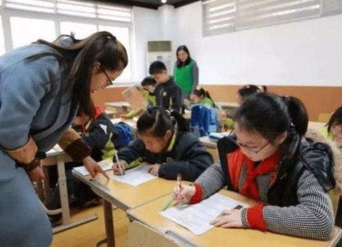 幼兒園延時服務正式推行，家長喜出望外，教育部門詳解惠民新舉措